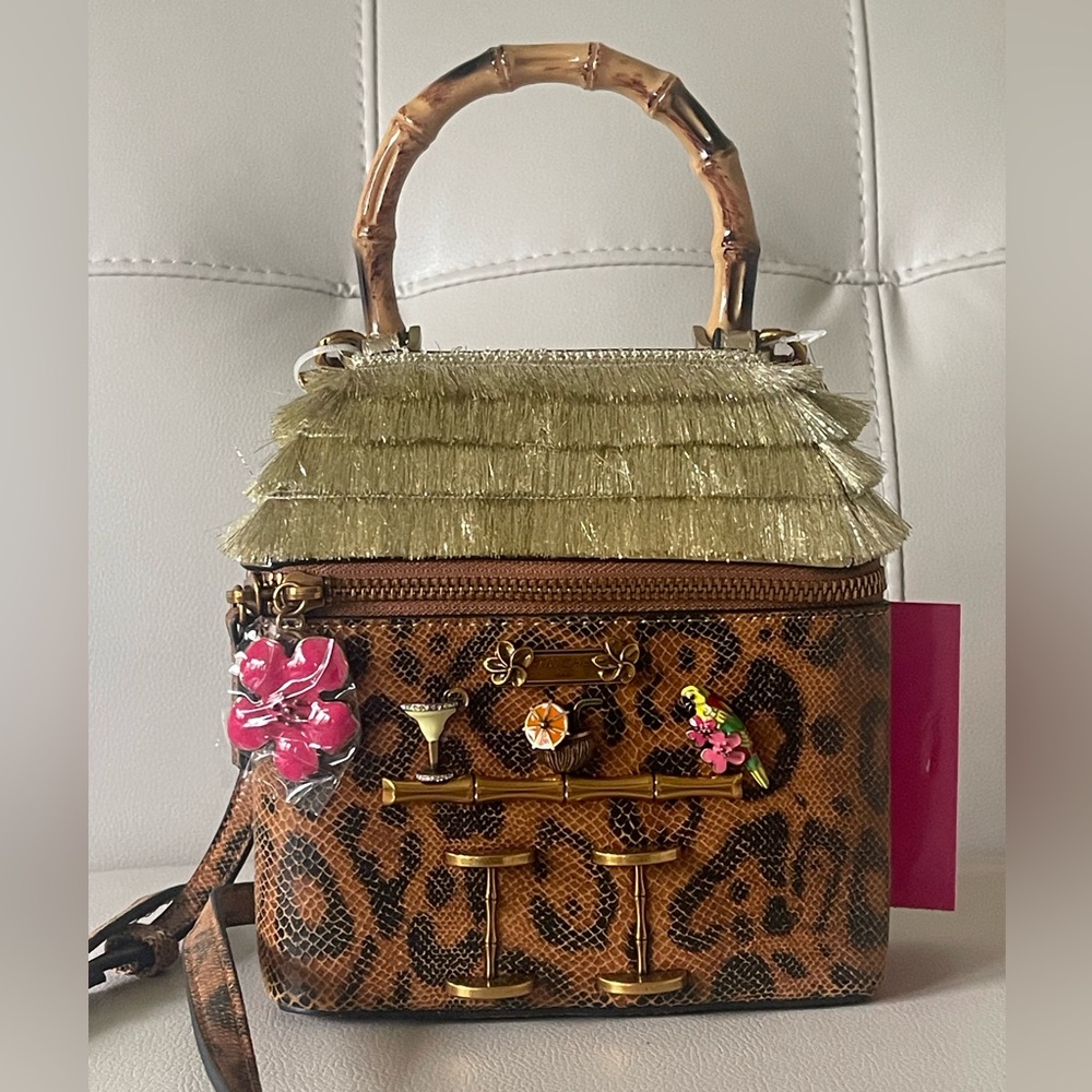 NWT Betsey Johnson, the Tiki Chic Bar Satchel Bag. 🛖 🍹 🏝️ - Picture 7 of 11
